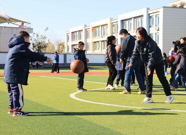 Xi'an Municipality High-Tech Industrial Development Zone School-enterprise integration activities in special education schools, China